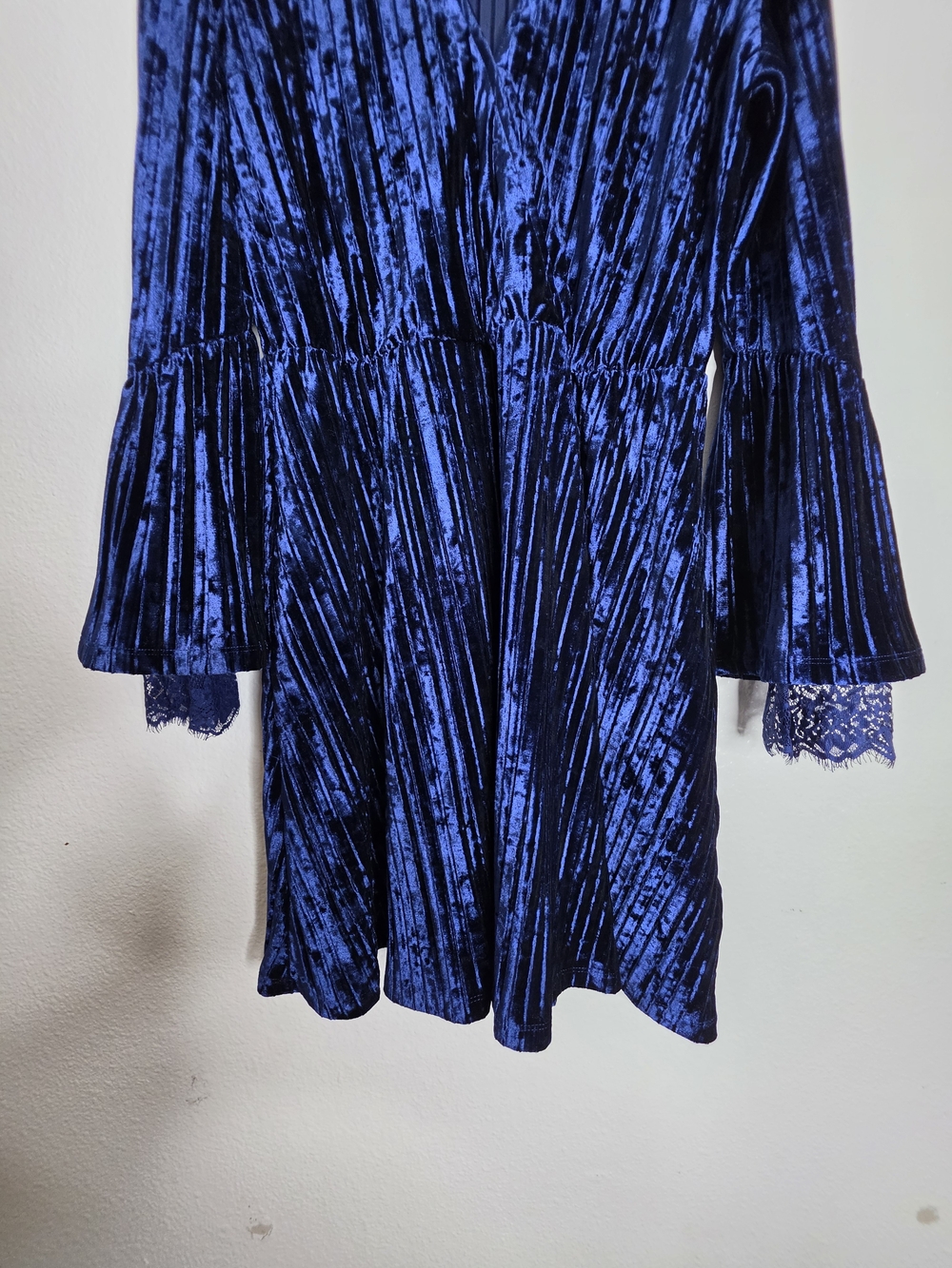 Laundry by Shelli Segal Royal Blue Crushed Velvet Lace Trim Dress Small - Picture 6 of 13